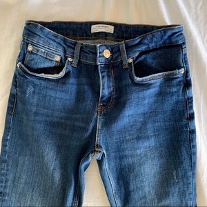 LIKE NEW Zara skinny jeans size 26